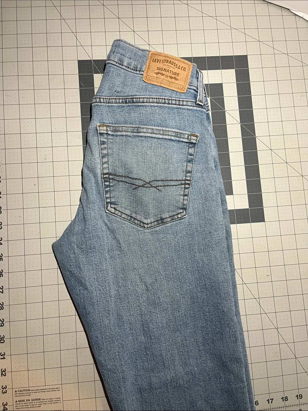 Levi's Light Blue Relaxed Fit Men’s Jeans